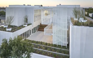 Beyond Affordable Housing: Integrating Civic Infrastructure in US Mixed-Use Developments