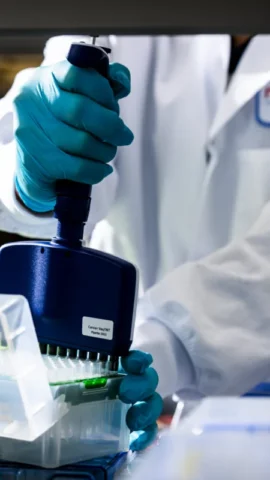 Biotech Sector Surges on AI, M&A, and Novel Drug Pipelines Despite Market Jitters