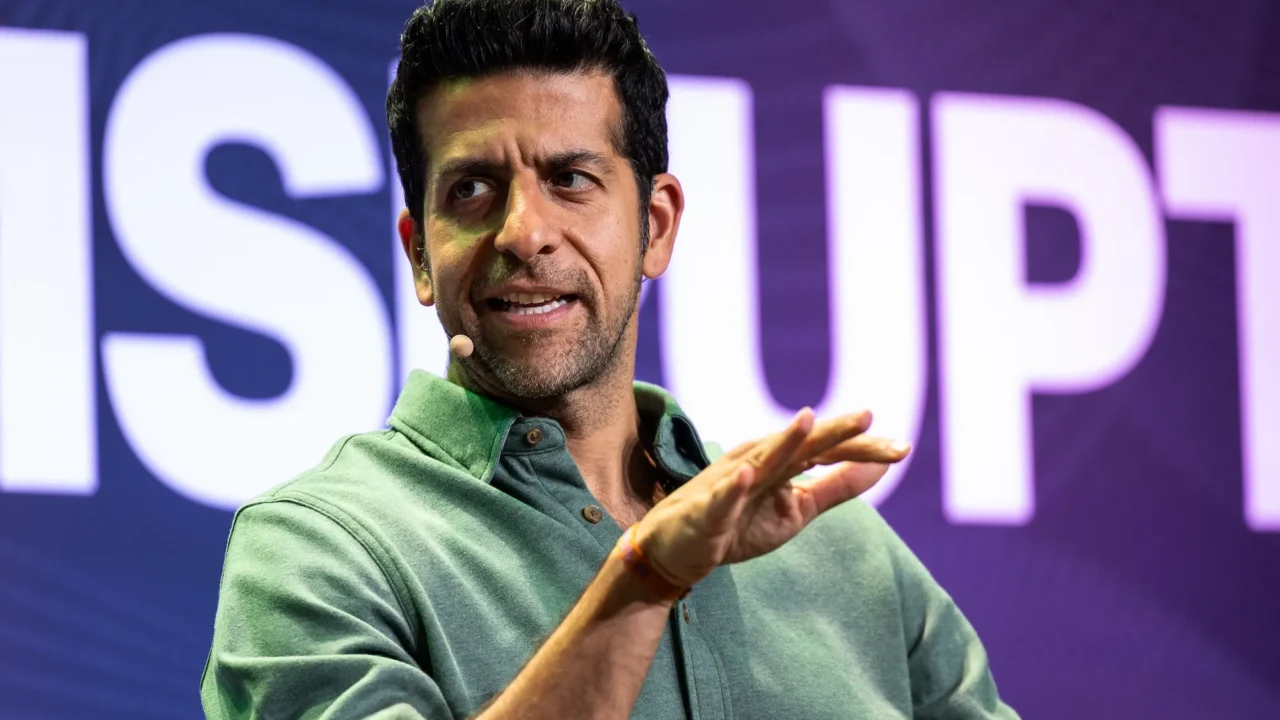 From Startup to $190B Giant: Databricks Co-Founder Reveals Why Enterprise Deals Die and How to Win Them