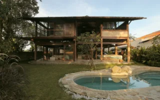 Reimagining Tropical Living: Cave Urban Unveils the Legombang Treehouse in Bali