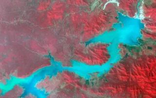 Unearthing the Ground: Architecture and the Politics of Water